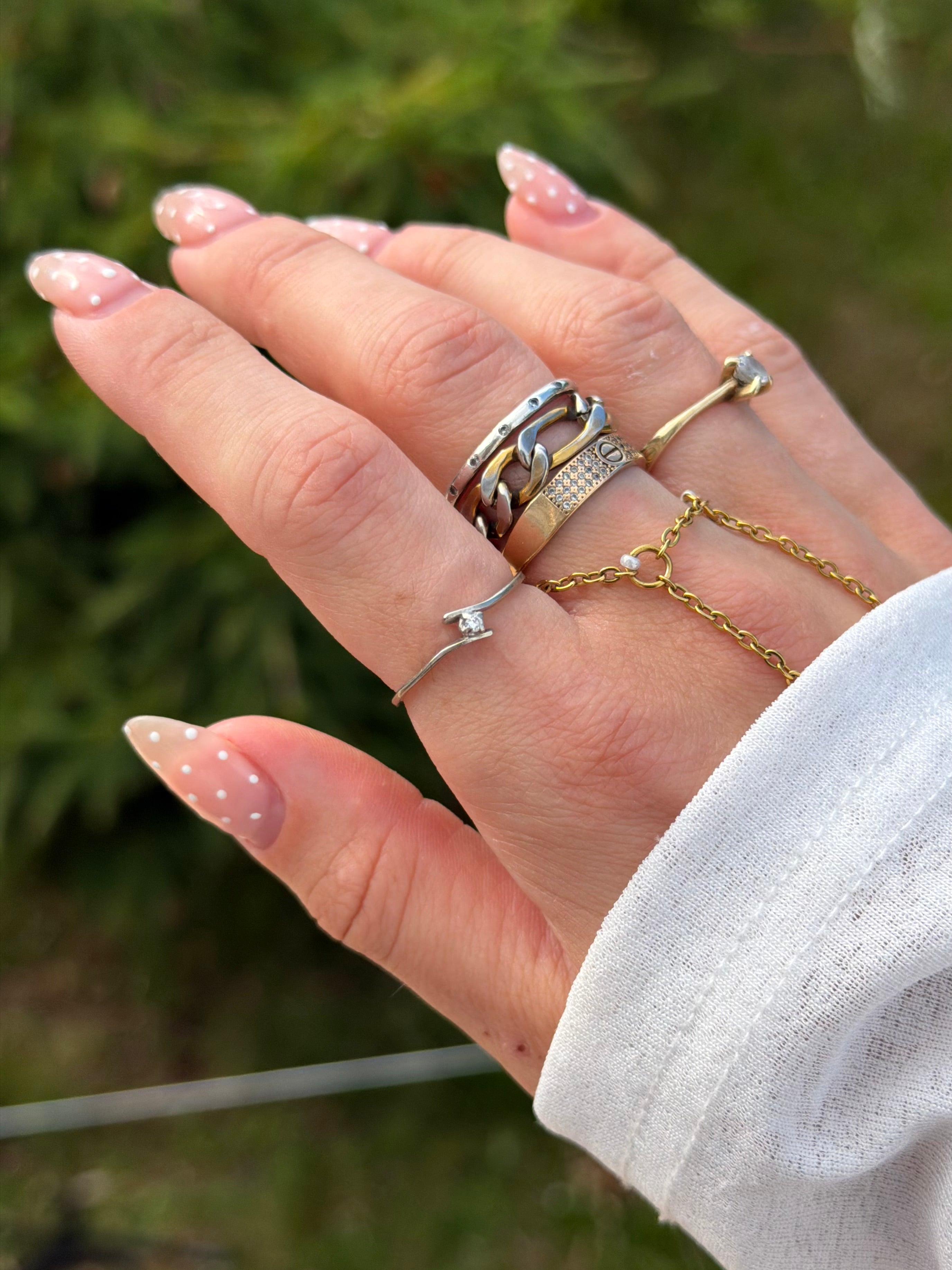 Vintage 14 karat hvidguldsring med sten