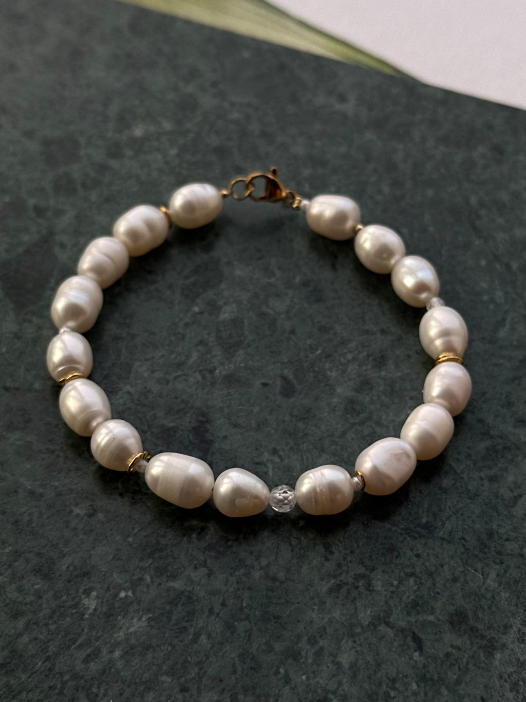 Aluna Ferskvandsperle-armbånd