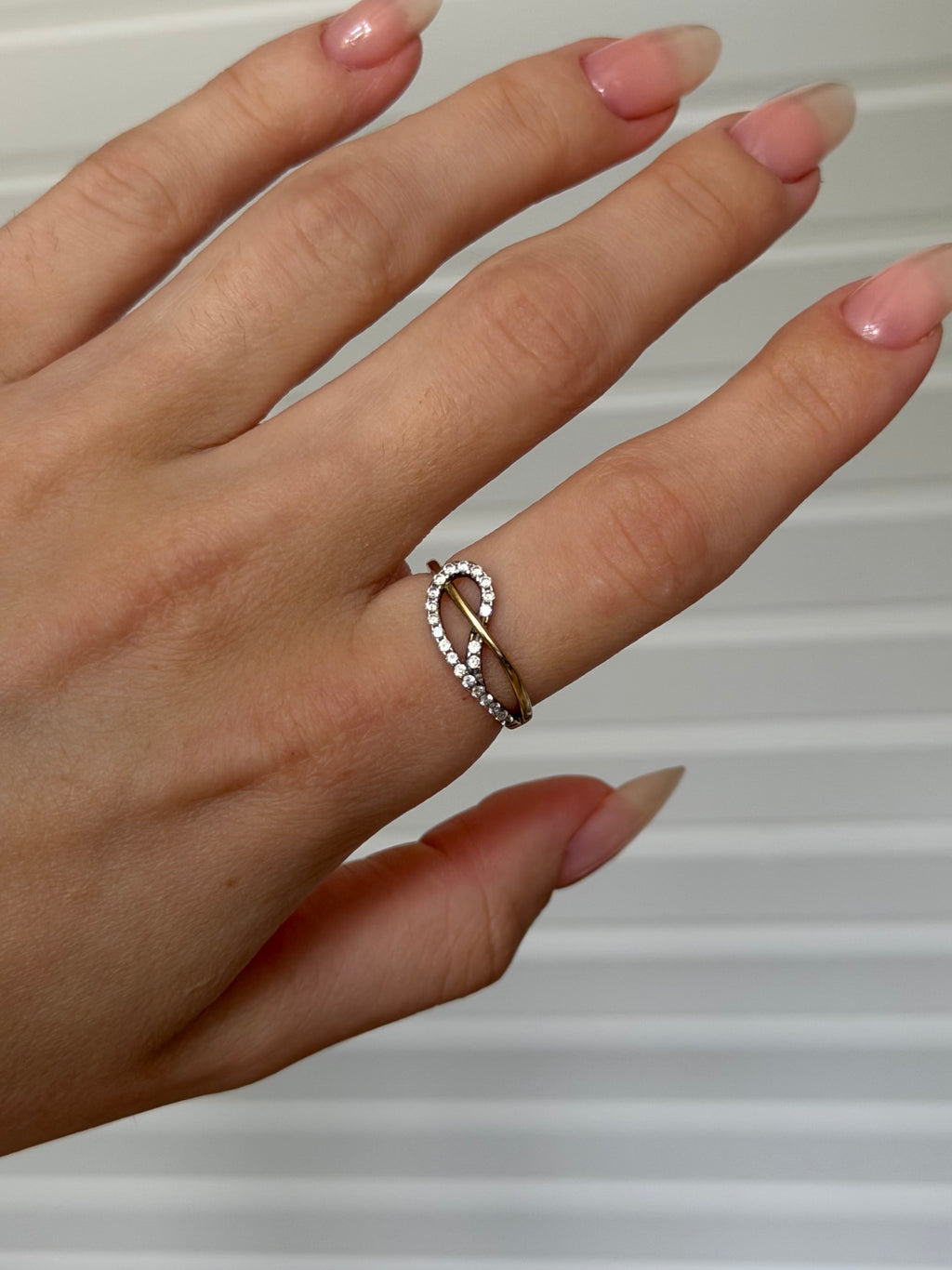 Vintage 8 krt. infinityring, str. 51