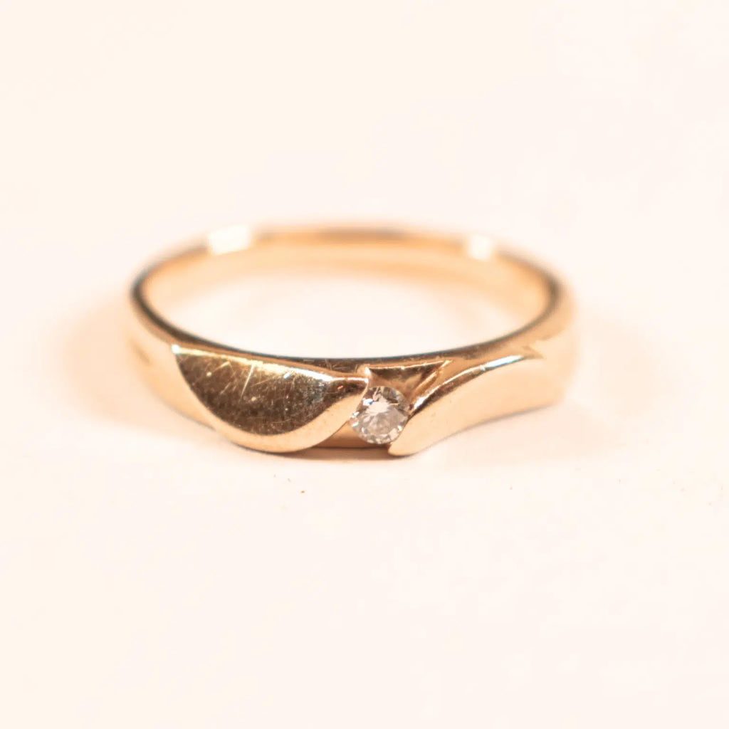 Vintage Hearts & Arrows 14 karat guldring med 0,10 ct. diamant