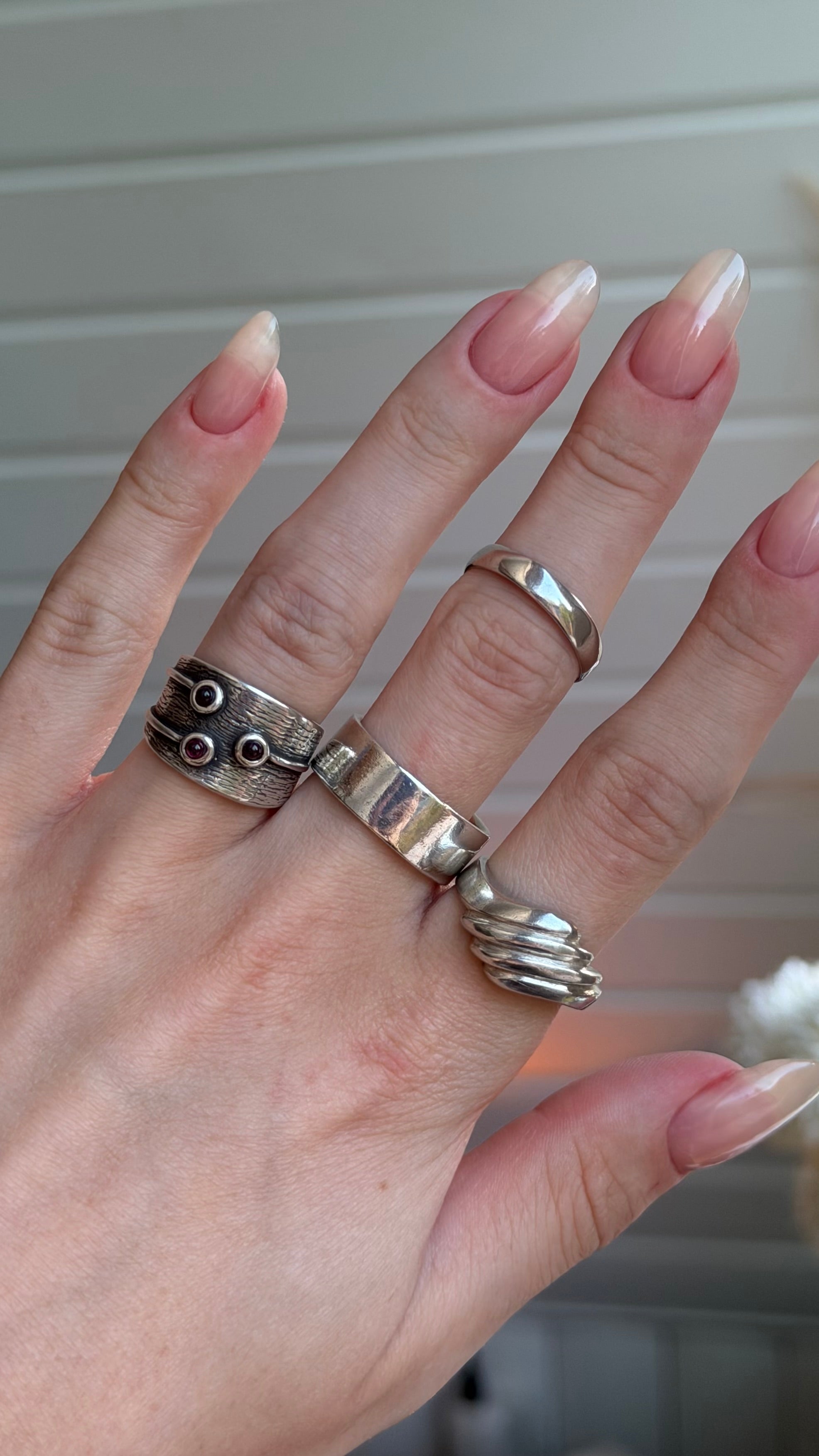 Vintage sterlingsølv ring med lilla sten, Str. 50