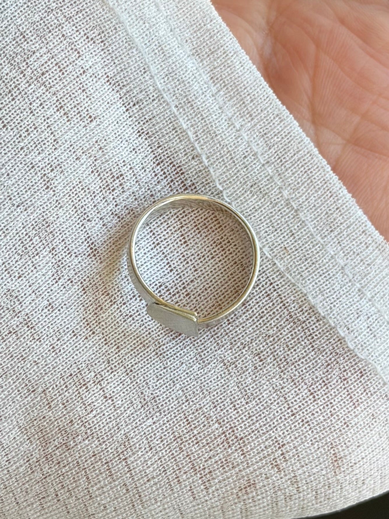 Alva ring