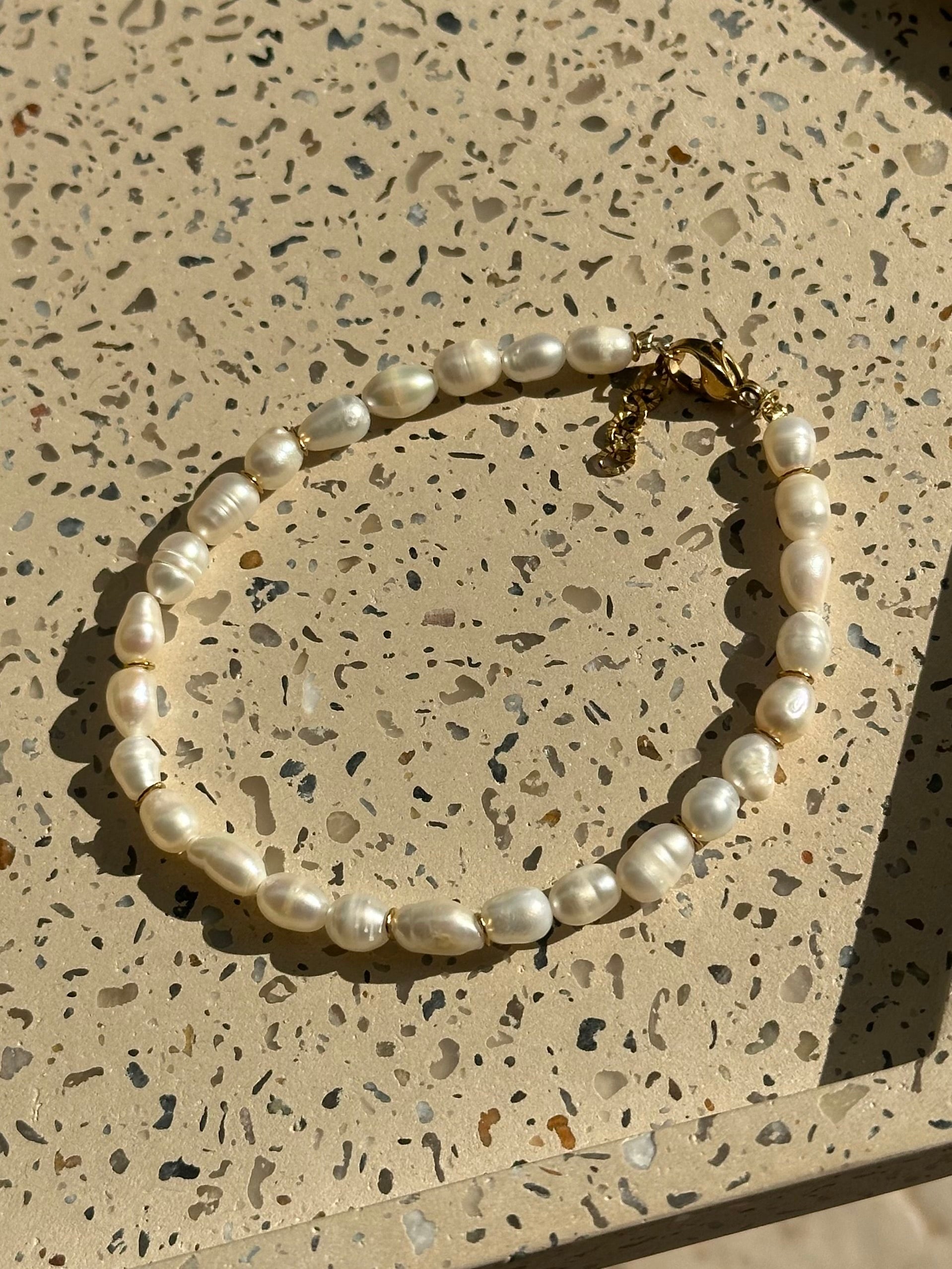 Lumine Ferskvandsperle-armbånd