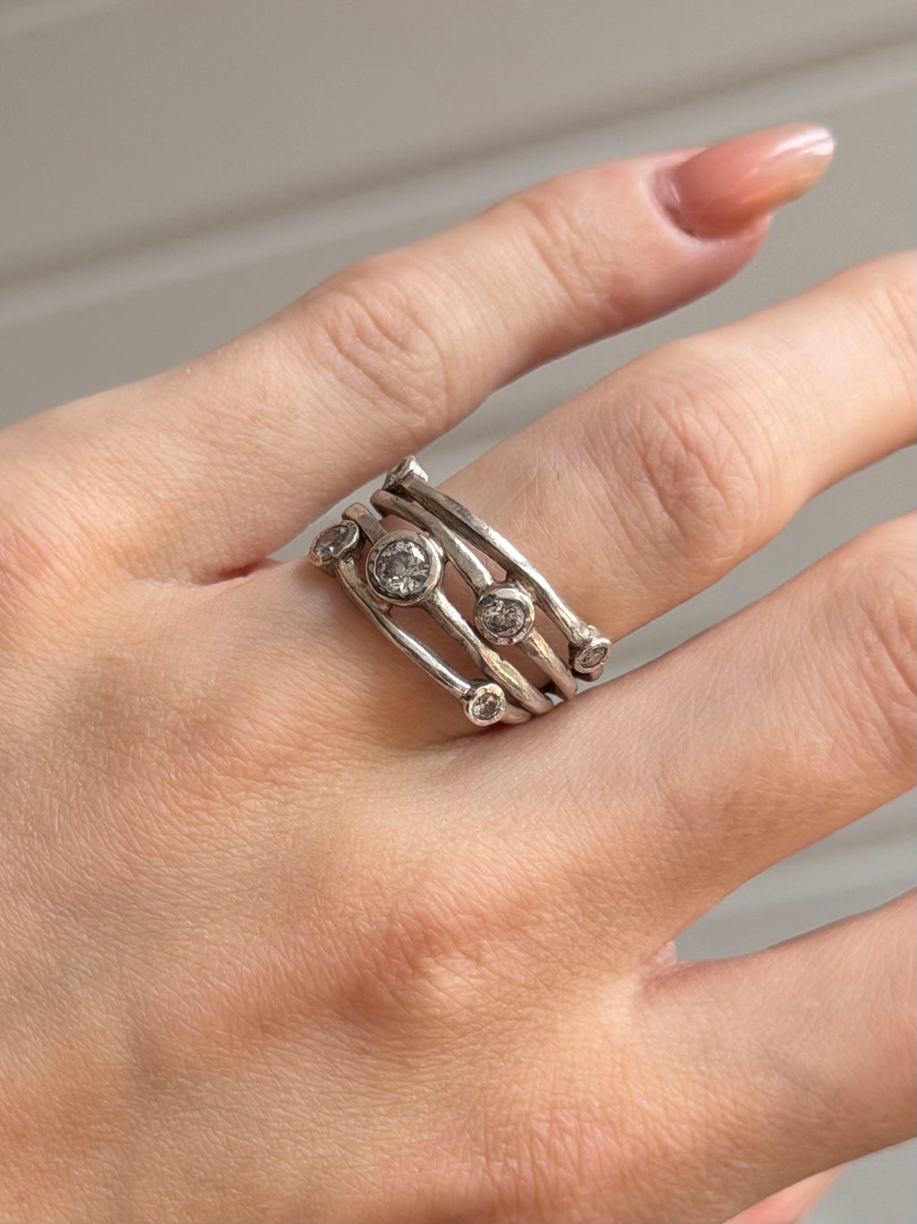 Vintage sterlingsølv ring med runde klare sten