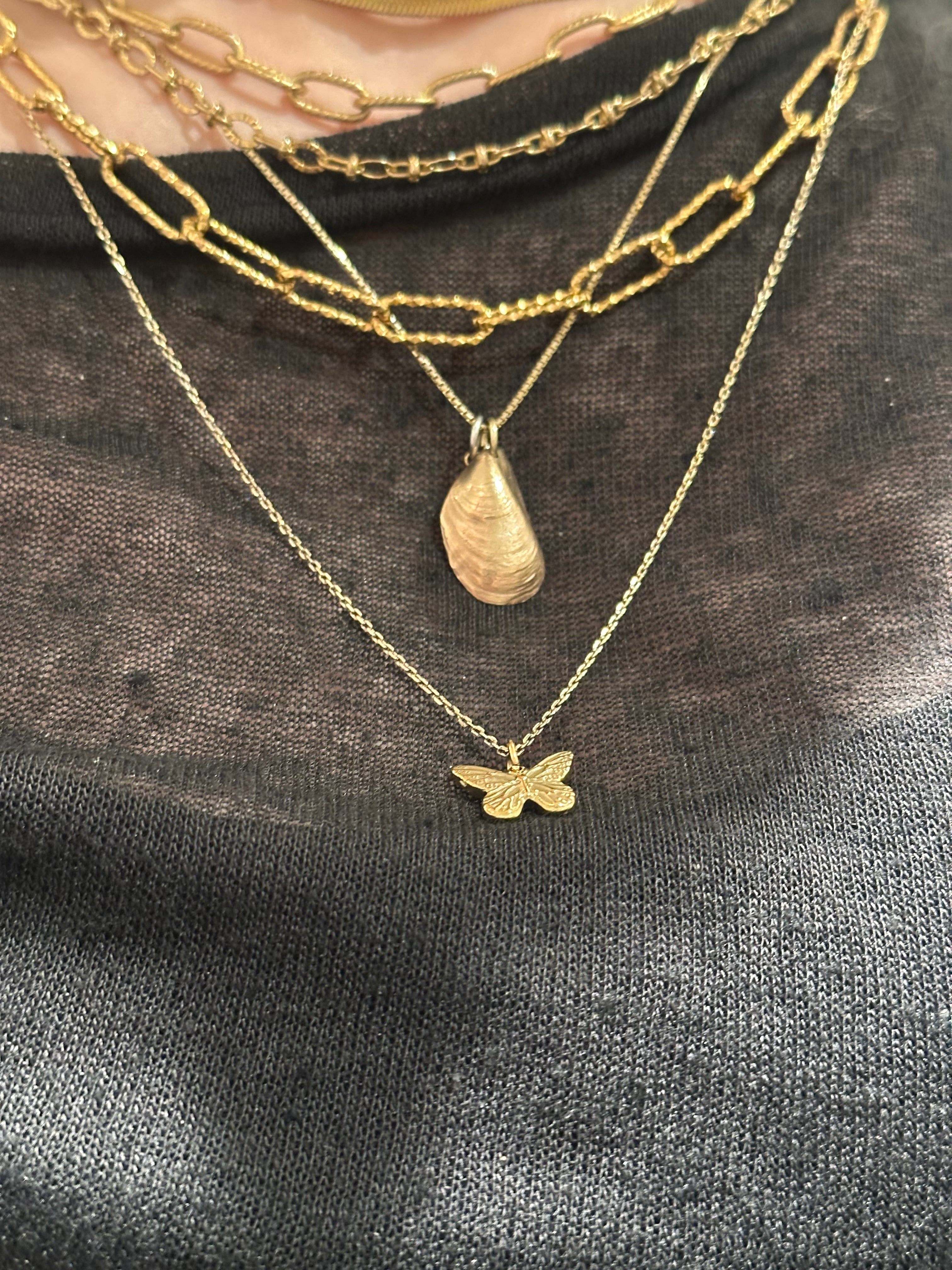 Signatur sommerfugl halskæde
