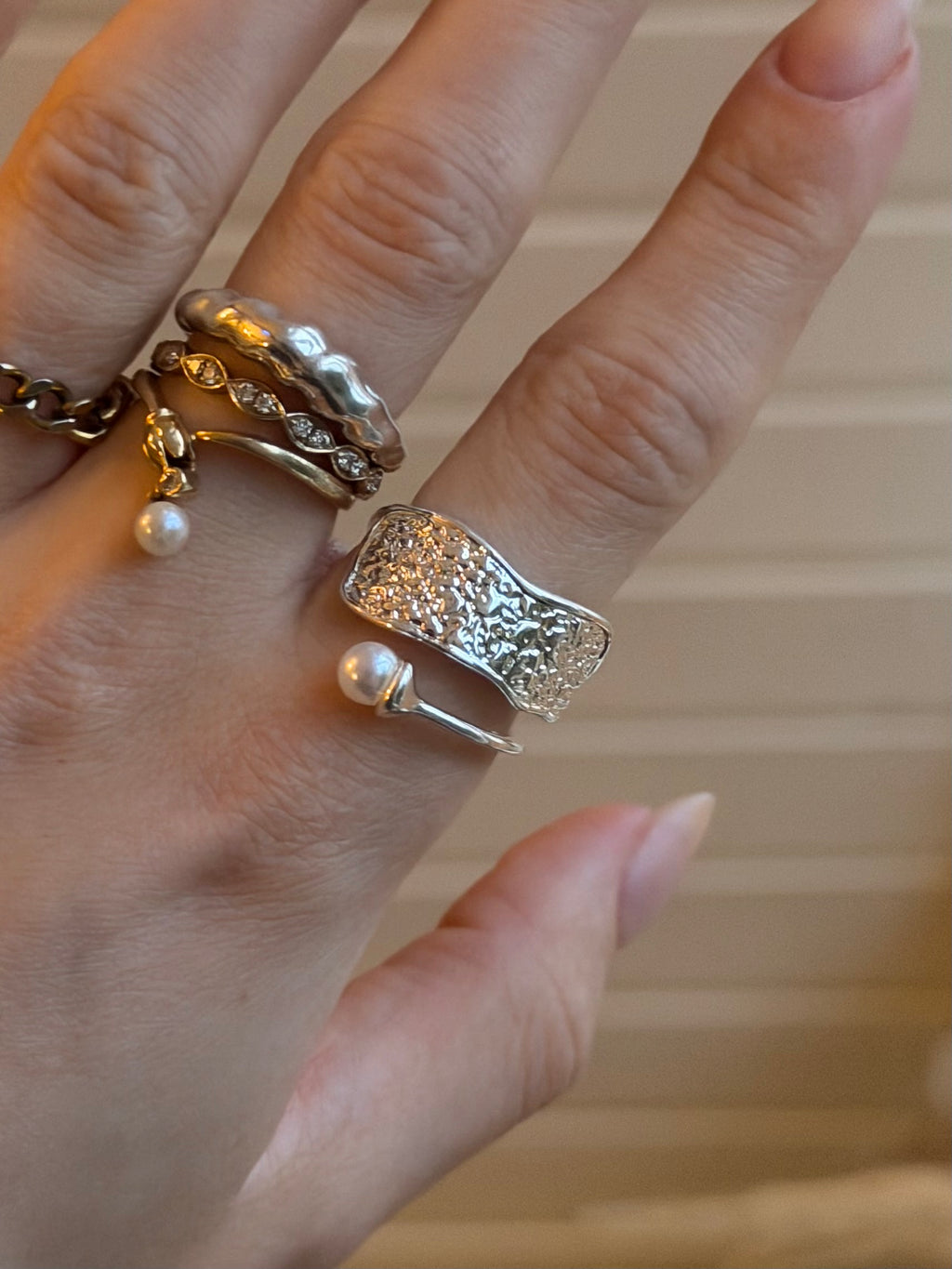 Amelia Ring