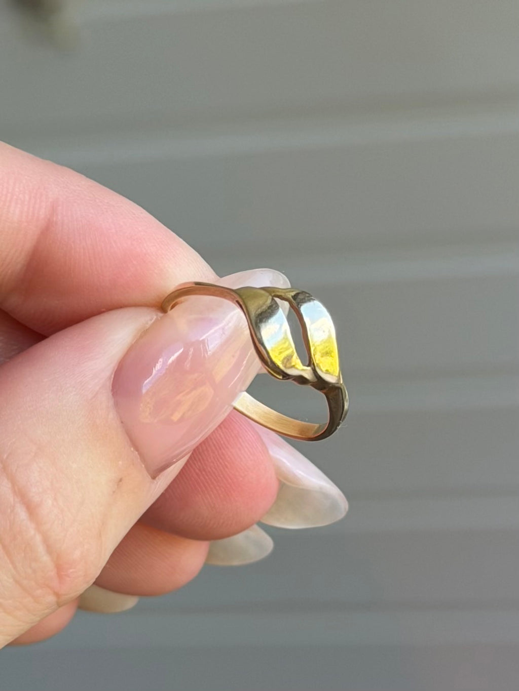Vintage 14 krt. guldring i organisk design, str 54